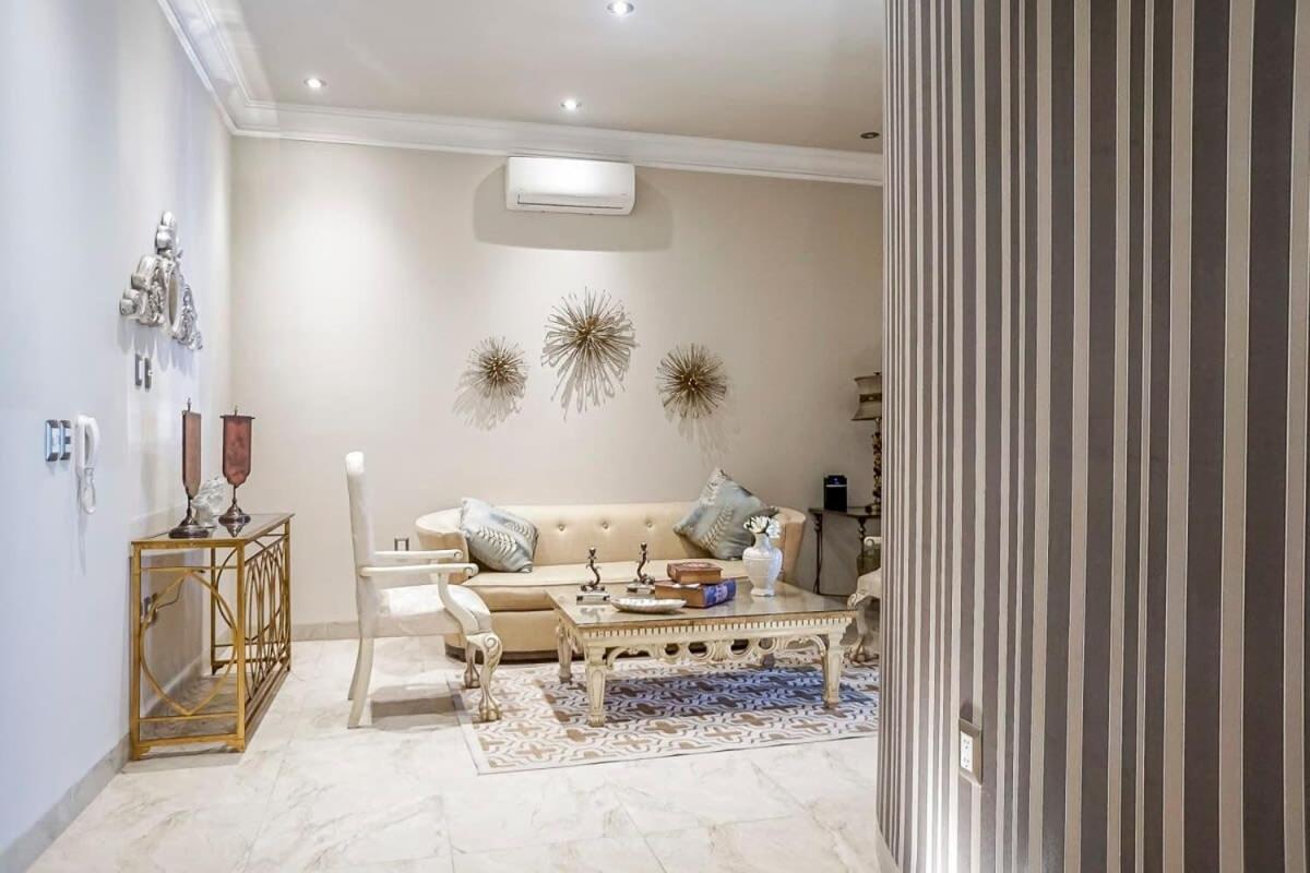 Lujoso Departamento En Leon Apartment Exterior photo